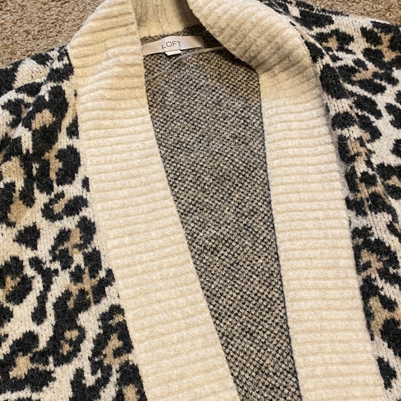 LOFT Leopard print Cardigan in Black and Cream - Picture 3 of 4